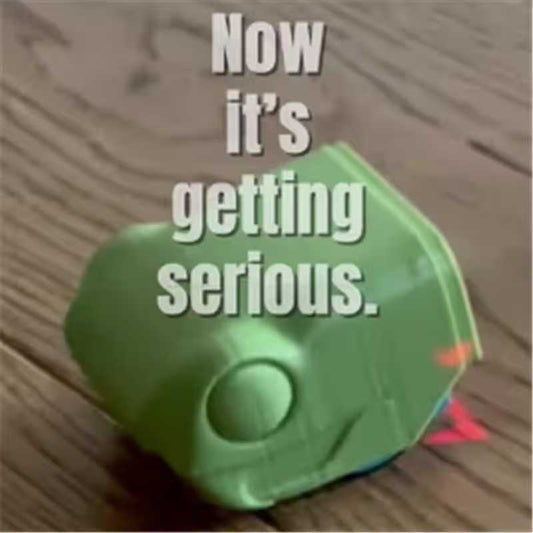 Restoring the core gameplay of the classic snake "eating food, growing longer, and passing levels", with a physical snake body and food module, immersive experience of chasing after food and getting longer and longer!