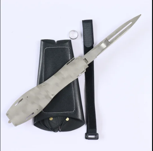 Myhiddenblade Metal AC Aguilar Real Hidden Blade