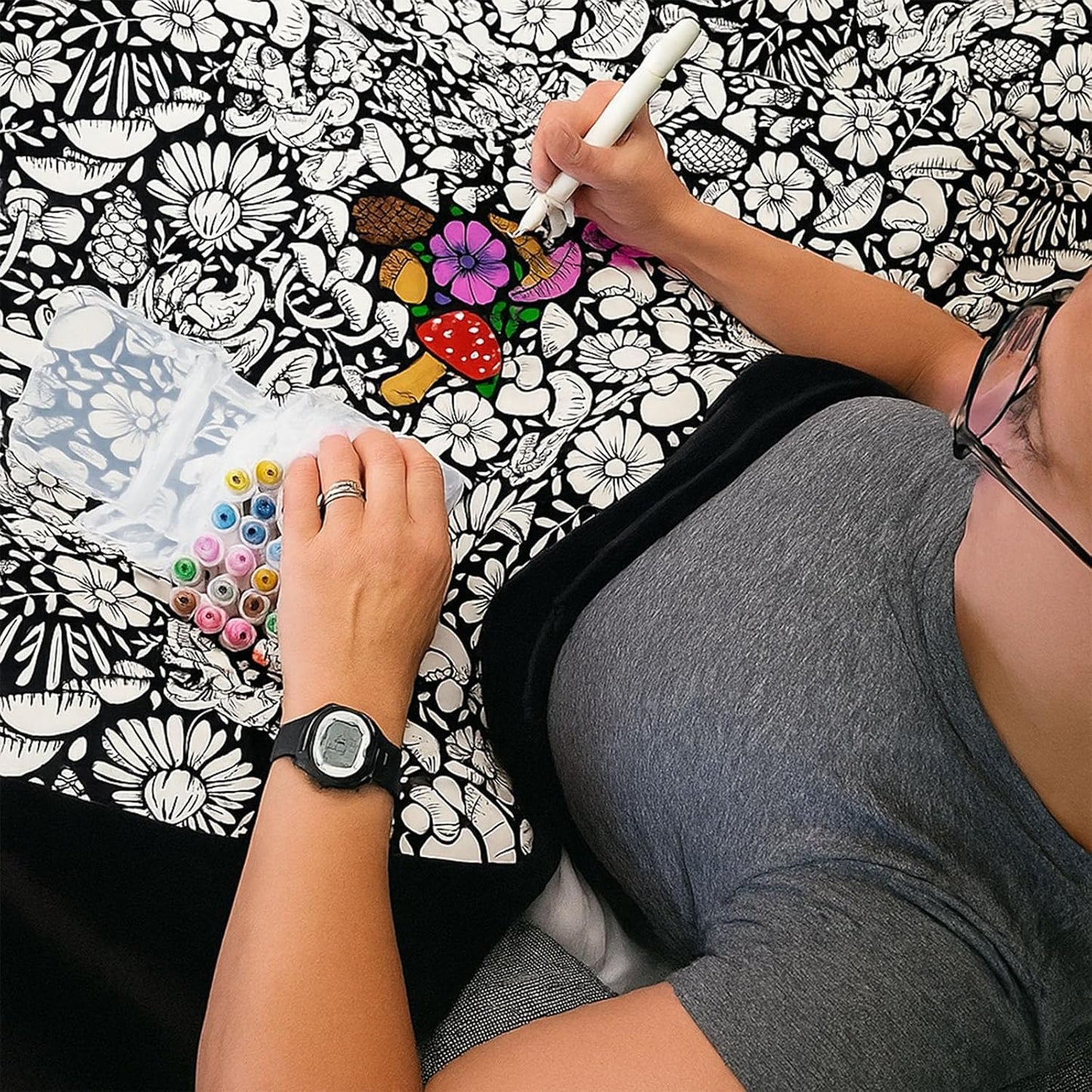 DIY Coloring Blanket with Markers, Color Your Own Blankets, Customizable Washable Diys Colorings Blanket Kits, You Can Color Fuzzy Velvet, Creative Diys Colorings Blankets for Adults